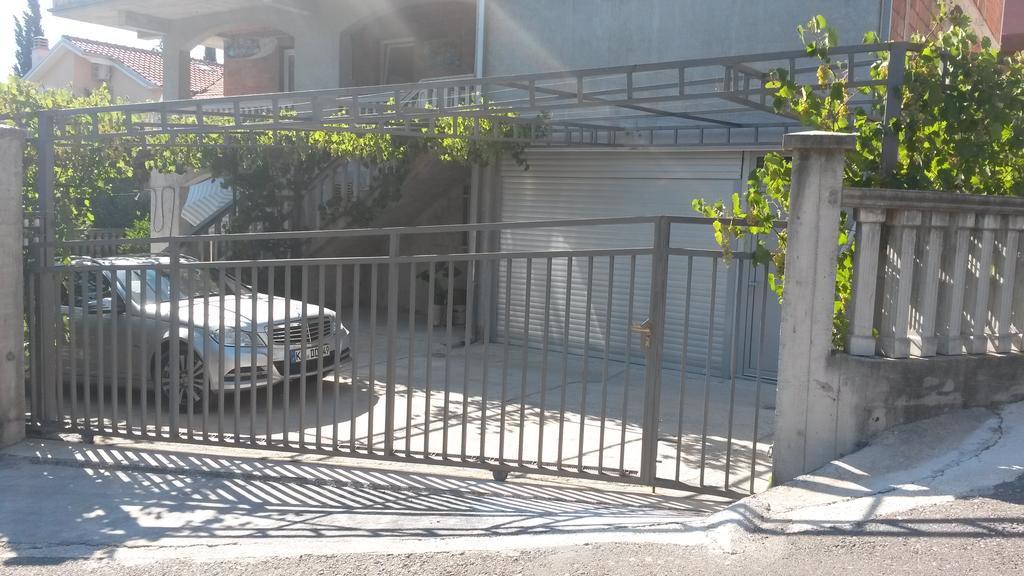 Apartment Villa Dobrijevic -Seljanovo Tivat Eksteriør billede